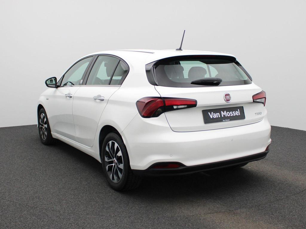 Fiat Tipo Hatchback 1.4 Mirror | LED | Carplay | Cruise Cont, Auto's, Voorwielaandrijving, Stof, Euro 6, 4 cilinders