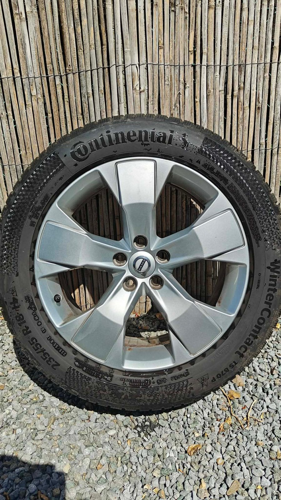 Volvo XC40 Winterbanden op Velg 235/55 R18 Continental, Auto-onderdelen, Banden en Velgen, Ophalen, 18 inch, Overige, Winterbanden