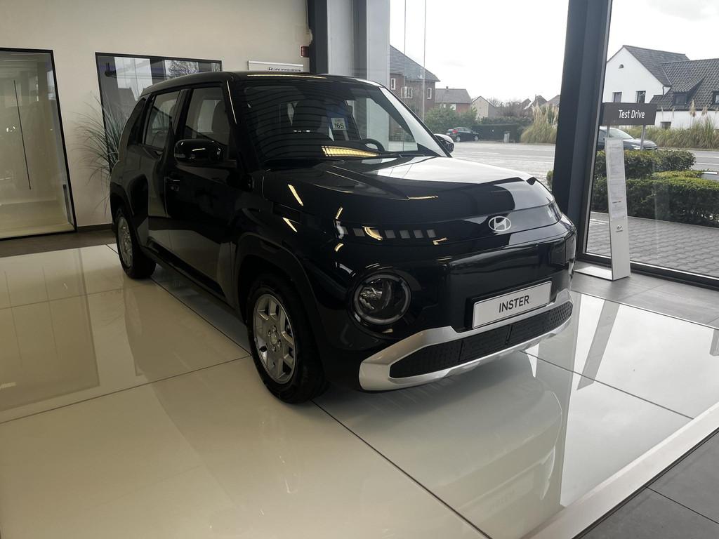 Hyundai Inster 49 kWh FWD Pixel, Auto's, 4 zetels, Stof, 370 km, Zwart