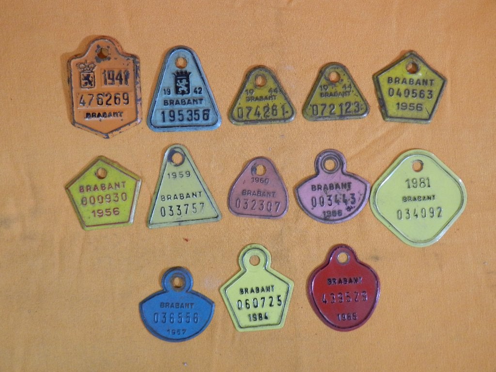 Ancienne plaques fiscales pour vélo, Collections, Enlèvement ou Envoi