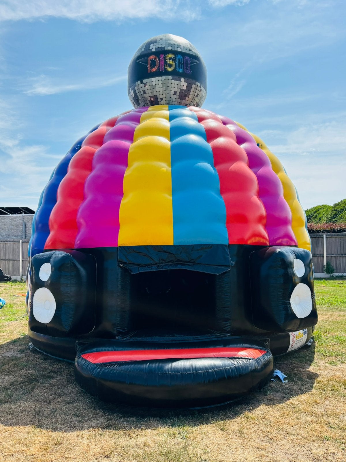Te huur: disco bouncer, Enlèvement