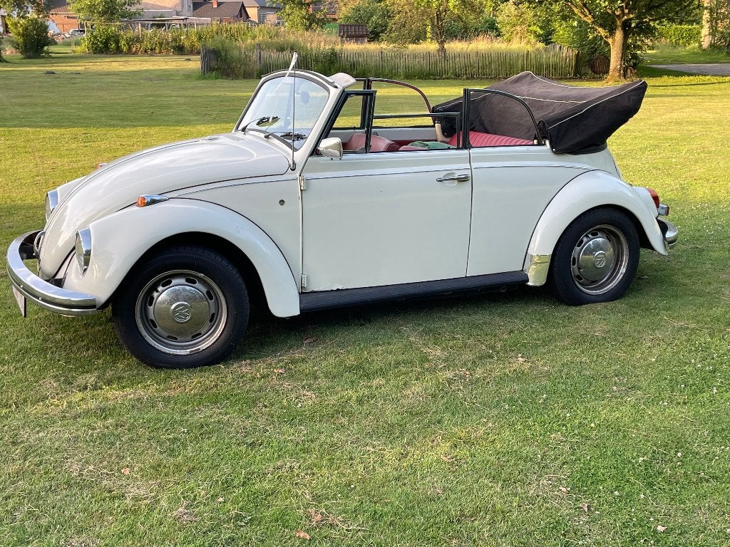 Oldtimer VW kever cabrio 1300 van 1969, foto 7