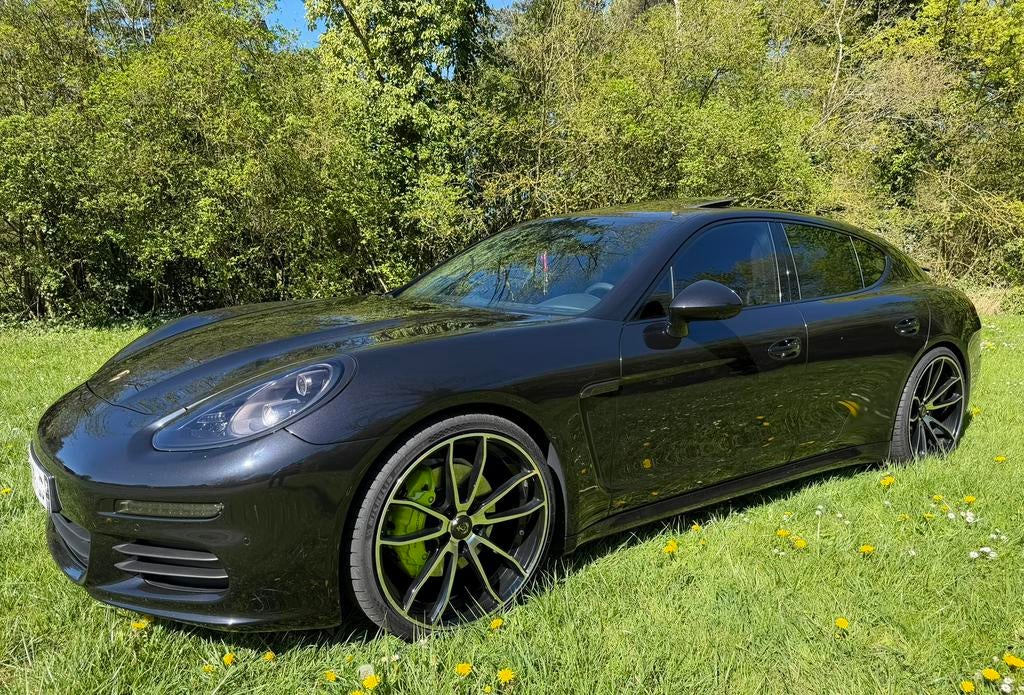 PORSCHE PANAMERA SE HYBRIDE 416 CV, Autos, Cuir, Achat, Entretenue par le concessionnaire, Noir