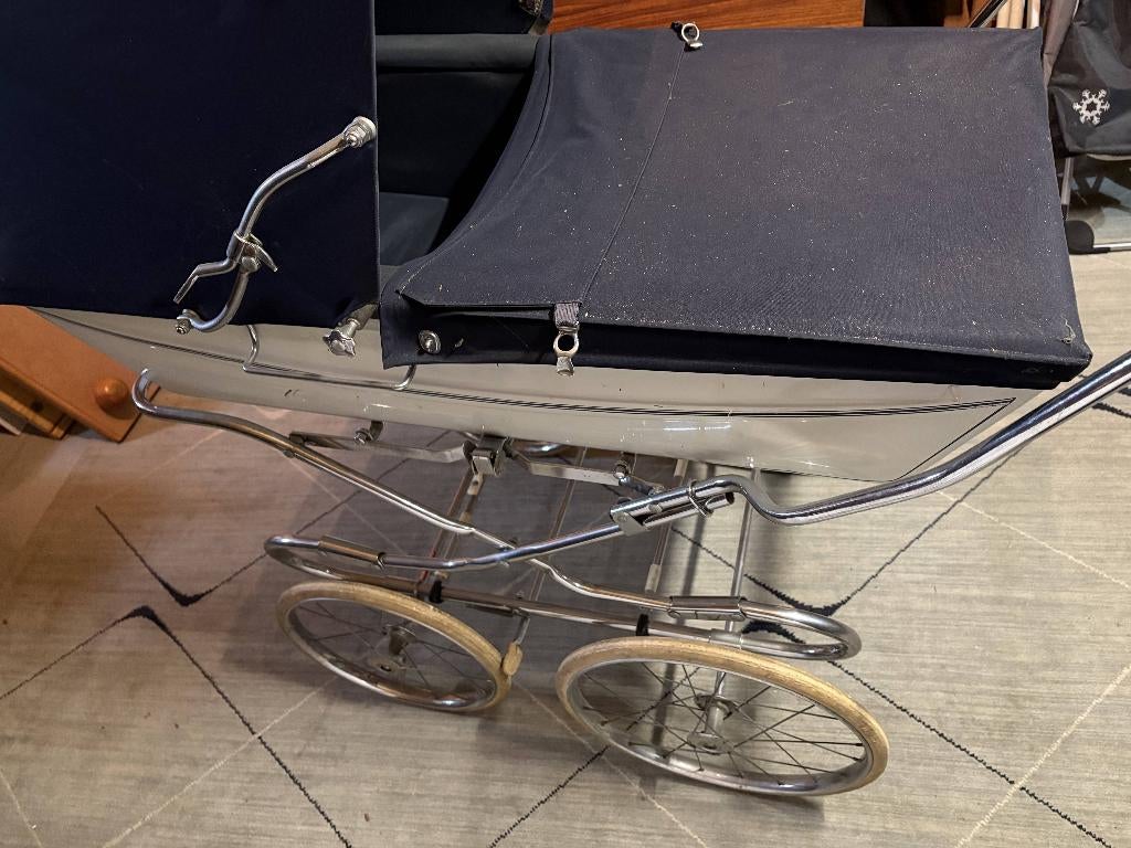SilverCross 1975 White & Blue Vintage kinderwagen, Enlèvement, Utilisé, Poussette