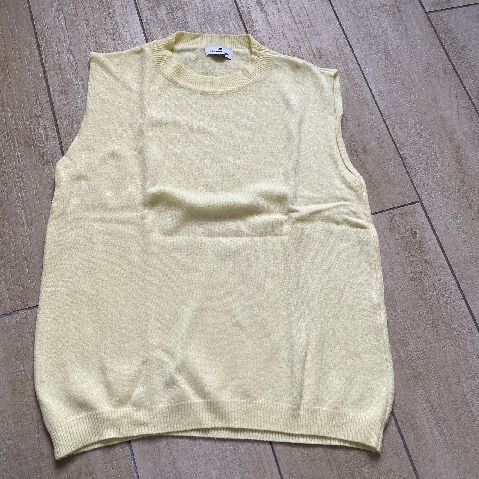 Truitje zonder mouwen fashion tiger, Vêtements | Femmes, Tops, Enlèvement ou Envoi, Comme neuf, Jaune, Sans manches