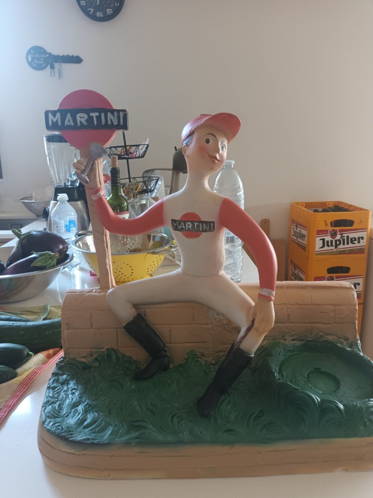 Martini reclame beeld Mancave, Ophalen, Beeld