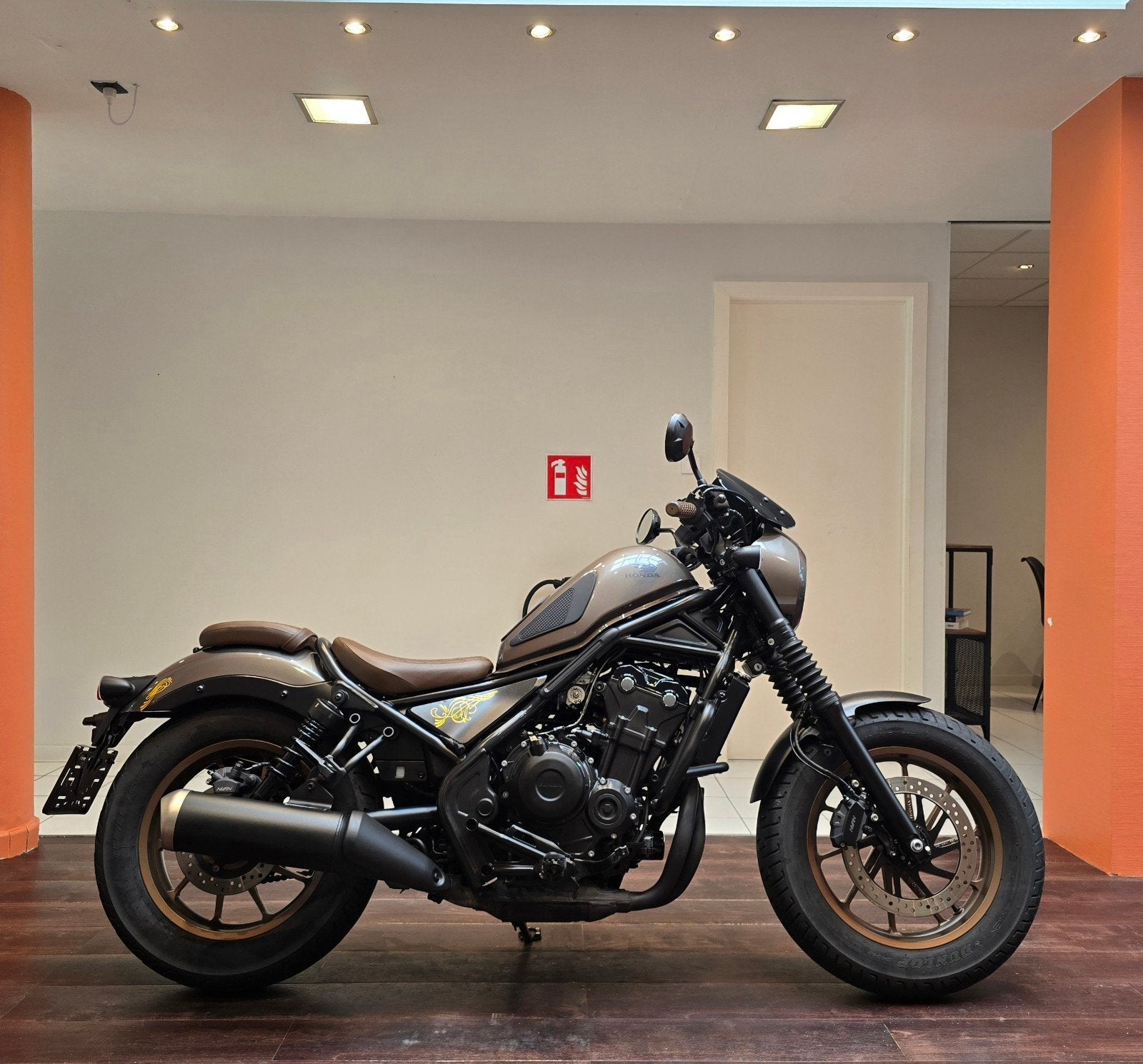Honda Rebel 500 SE**2023**11.240km**Garantie, Bedrijf, ABS, 12 t/m 35 kW, 500 cc