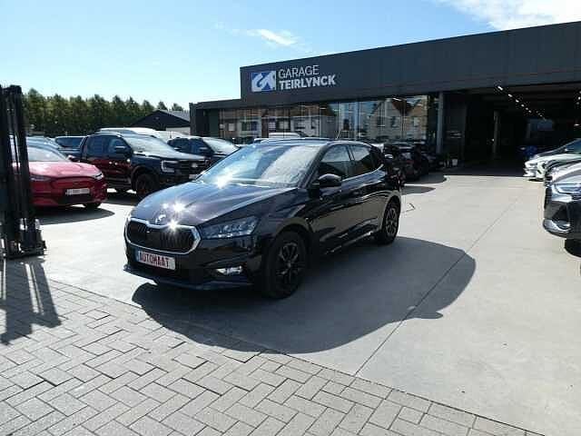 SKODA Fabia 1.0 TSi 115pk Automaat Business Luxe (76709), Auto's, Automaat, Euro 6, Zwart, Bedrijf
