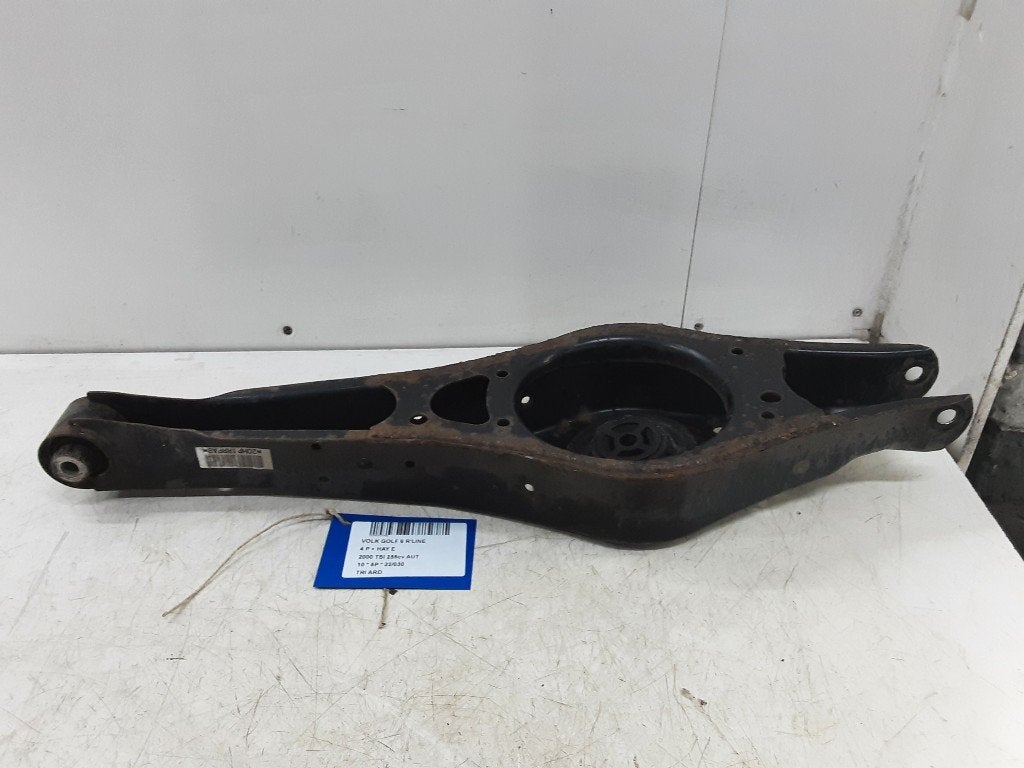 BRAS DE SUSPENSION ARRIÈRE DROIT Volkswagen Golf VI (5K1), Utilisé, Volkswagen