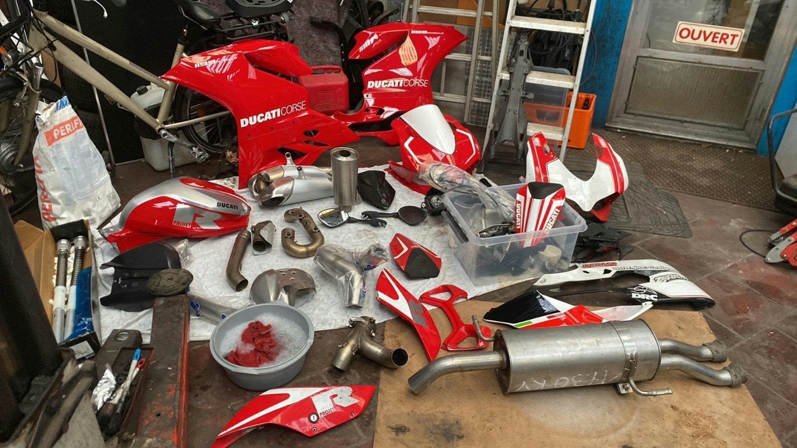 ducati panigal, Motos, Enlèvement, Utilisé