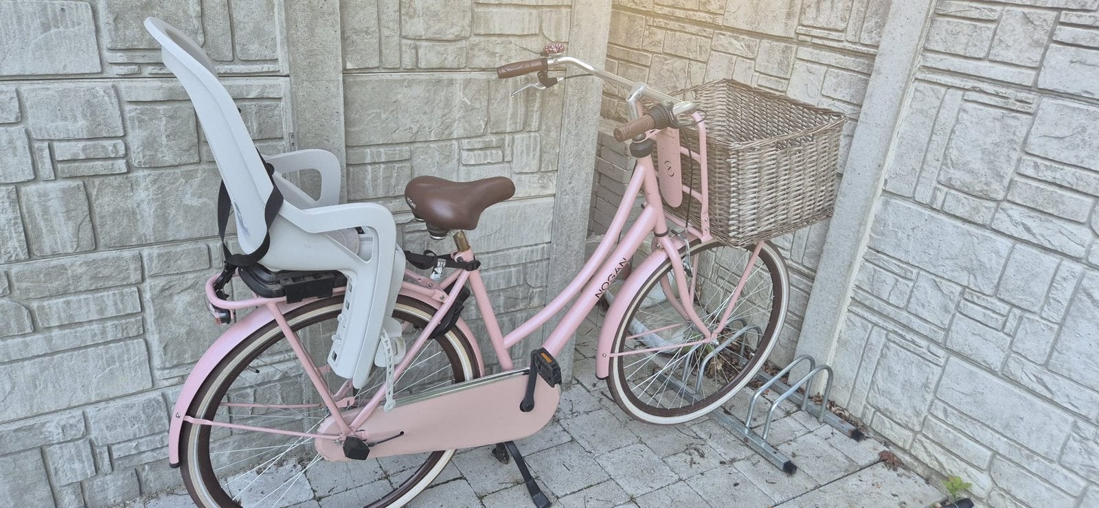 Roze dames fiets, Fietsen en Brommers, Ophalen, Zo goed als nieuw