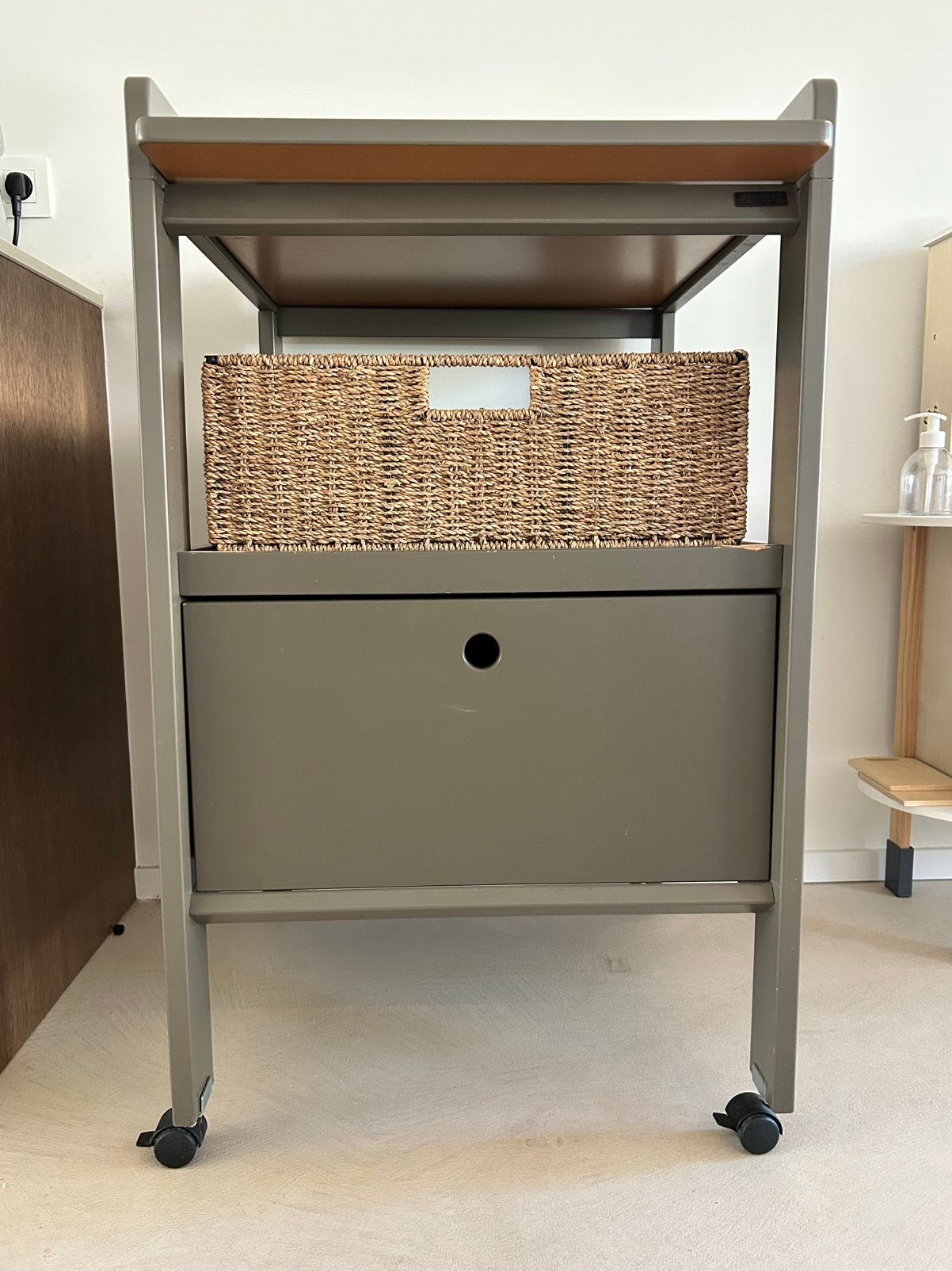 Verzorgtafel met rieten mand, Kinderen en Baby's, Ophalen, Gebruikt, Overige typen