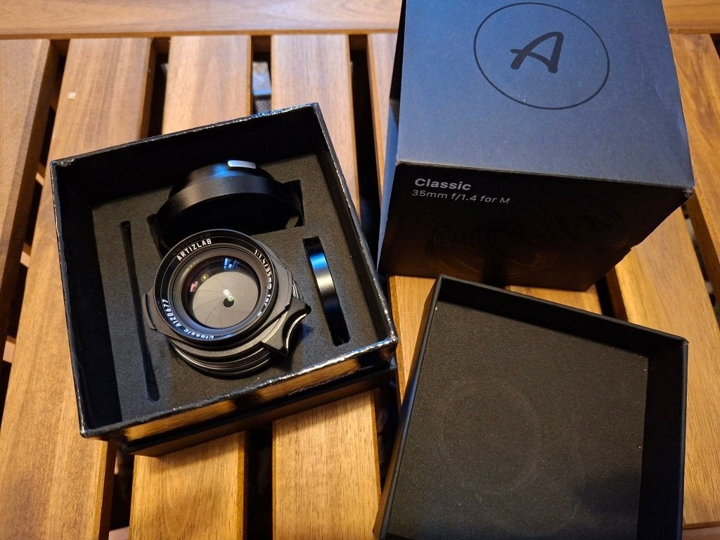 Artizlab 35mm f/1.4 noir – Parfait état - Leica M, Overige merken, 35 mm, Ophalen of Verzenden, Zo goed als nieuw