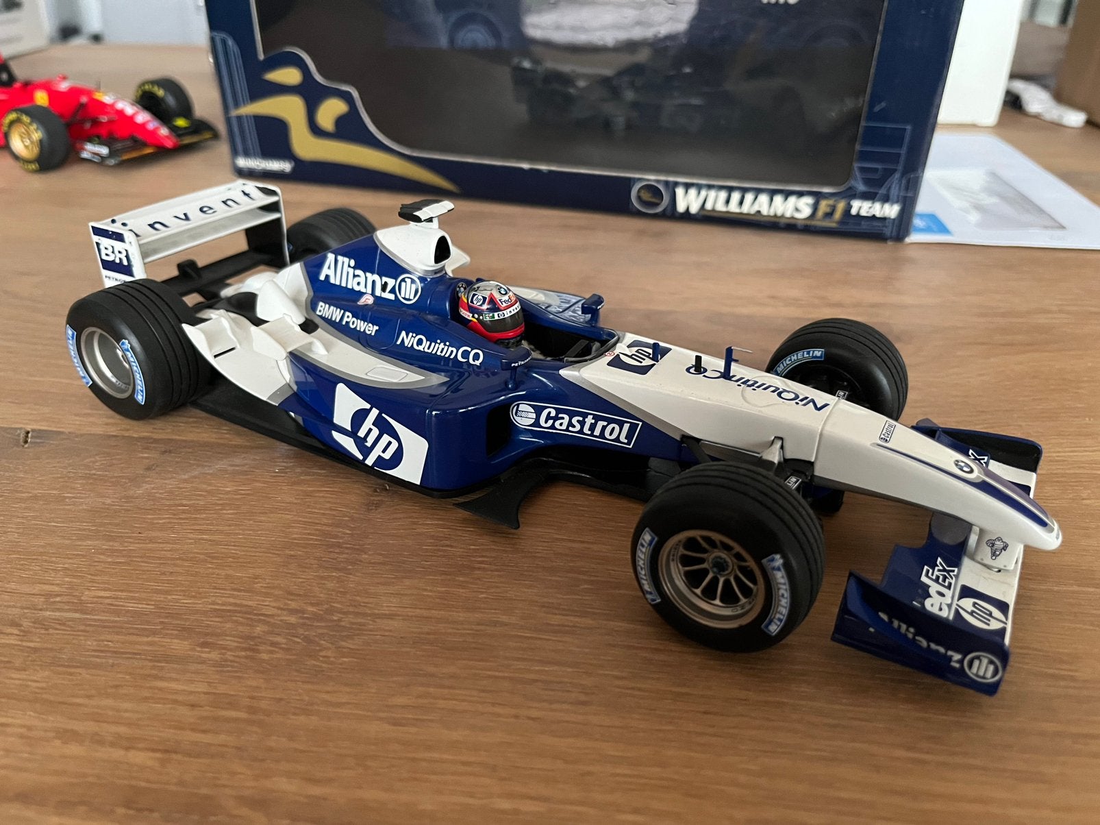 Williams montoya 1/18, Enlèvement ou Envoi, Comme neuf, MiniChamps