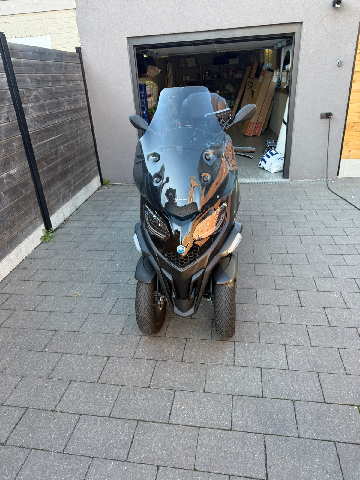Piaggo mp3 400 2024 6200km, Motos, Motos | Piaggio, 400 cm³, Sport, Neuf, Particulier