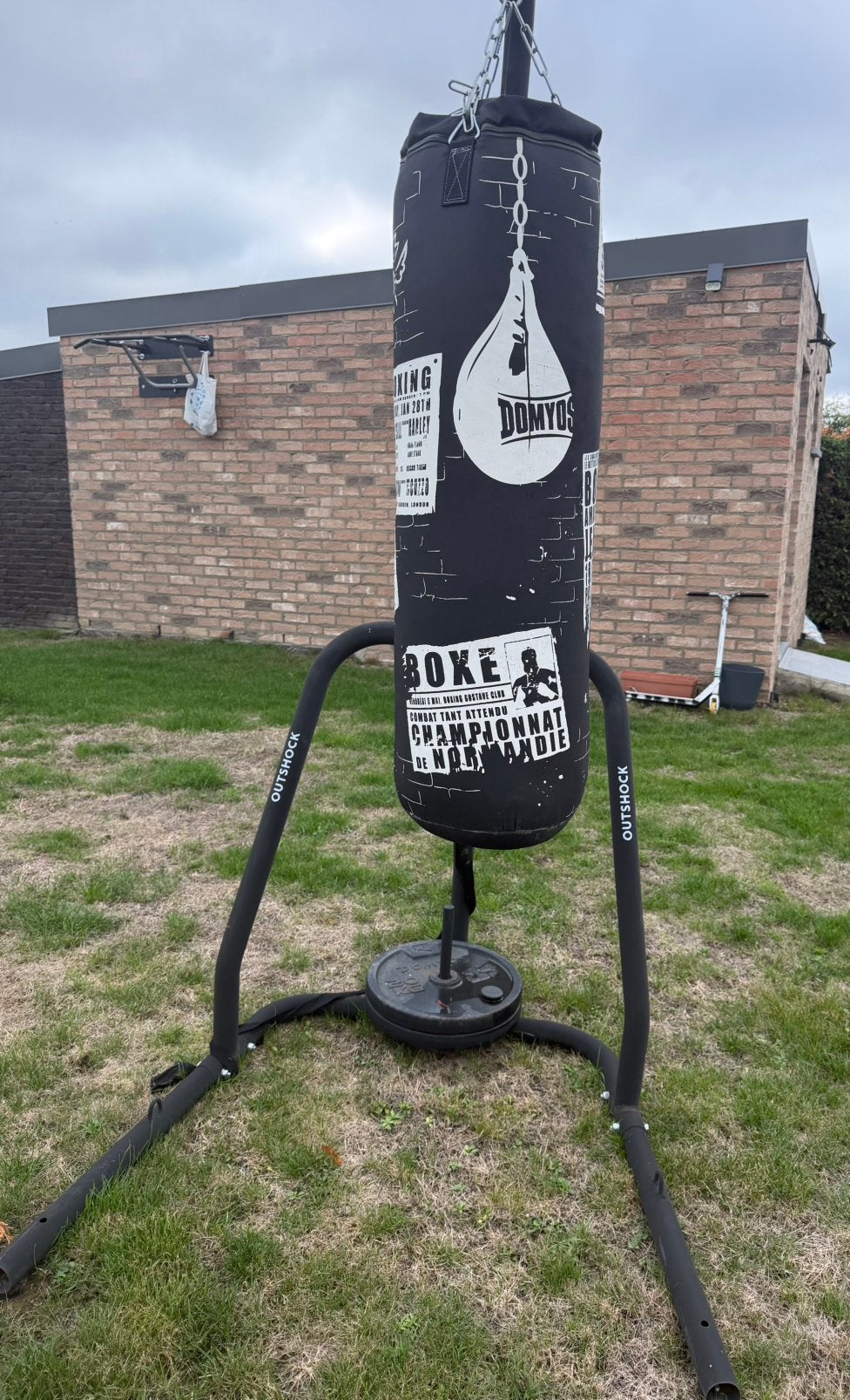 Bokszak + standaard + 2 gewichten van 20 KG, Ophalen, Zo goed als nieuw, Bokszak