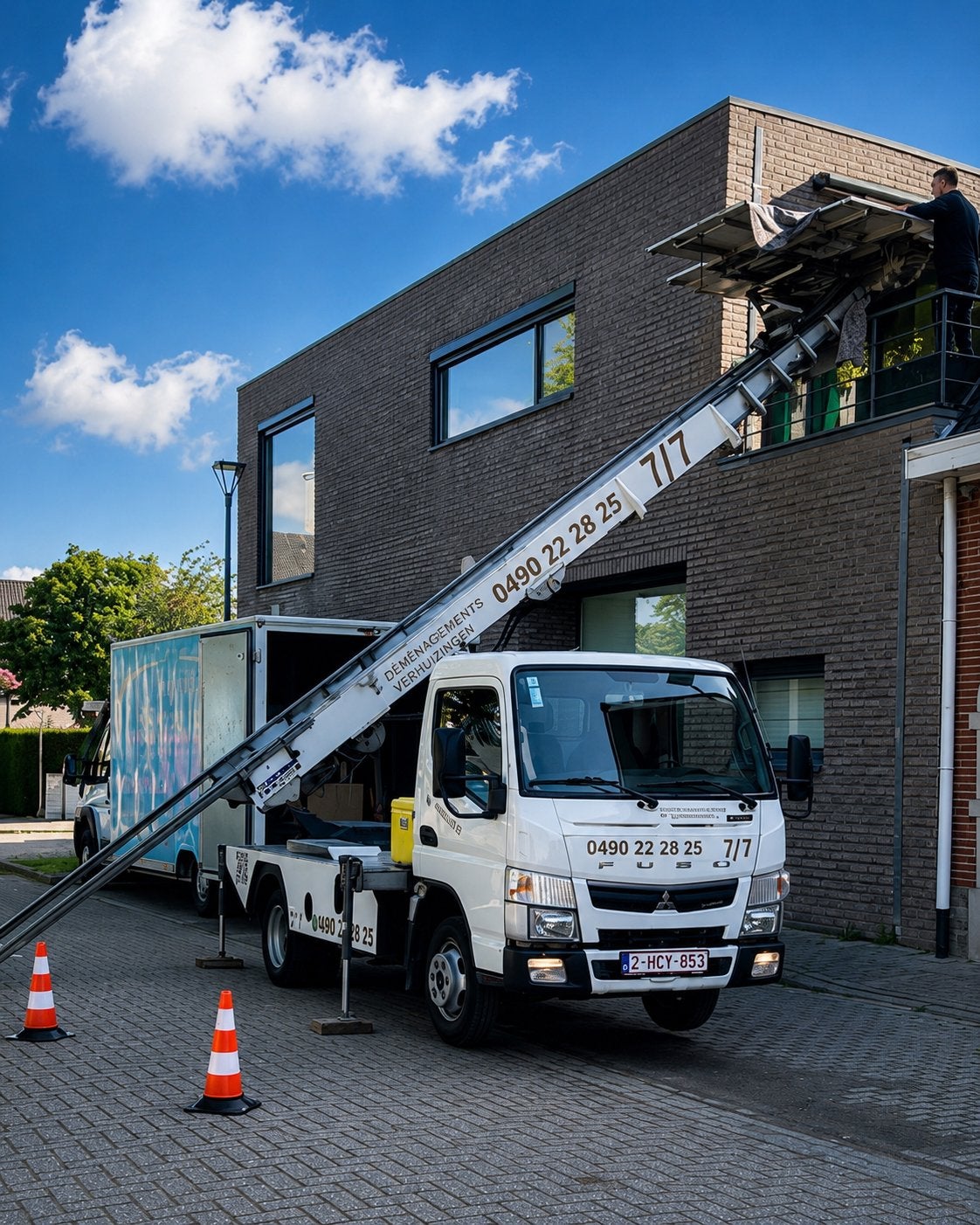 LIFT 7/7 + VERHUISWAGEN  📞 0490 22 28 25 📞, Diensten en Vakmensen, Verhuizers en Opslag
