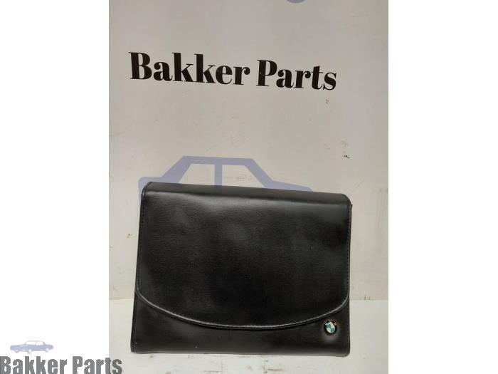 Instructie Boekje van een BMW 3-Serie, Gebruikt, -, -, 3 maanden garantie