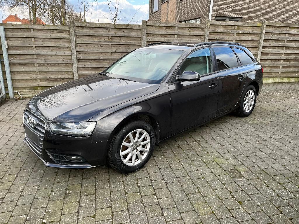Audi A4 2.0 TDI Avant 130kw/170pk 03-2014 165dkm 6-vit Leder, Auto's, Audi, Voorwielaandrijving, USB, 4 cilinders, A4