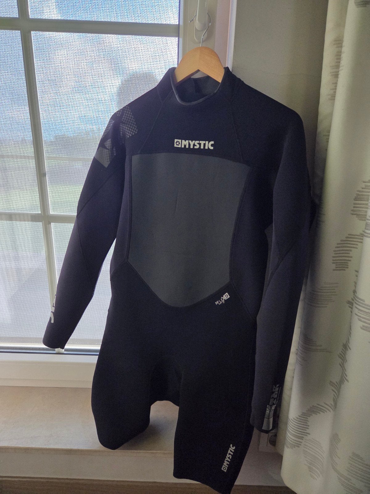 wetsuit L, Enlèvement, Combinaison étanche