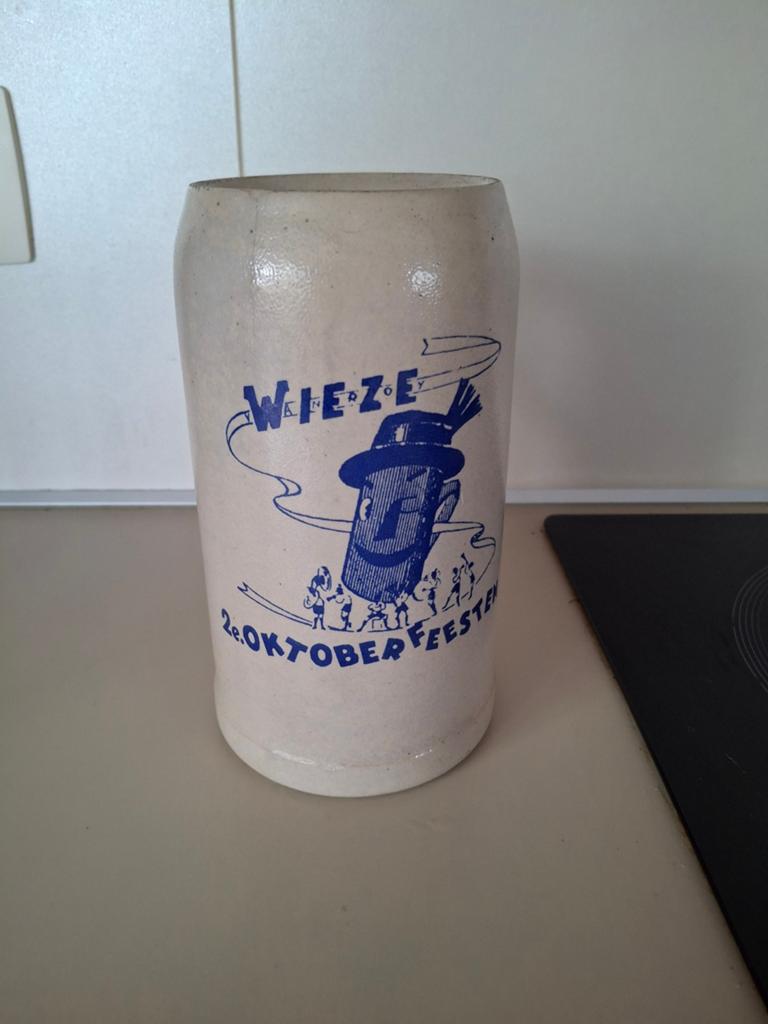 Keramiek beker 2 de oktoberfeesten Wieze, Verzamelen, Ophalen