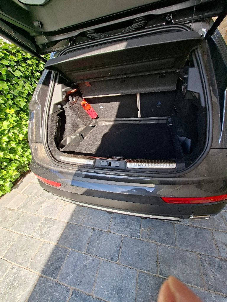 AUTO Ds7, Autos, DS, Cuir, Argent ou Gris, Achat, Entretenue par le concessionnaire