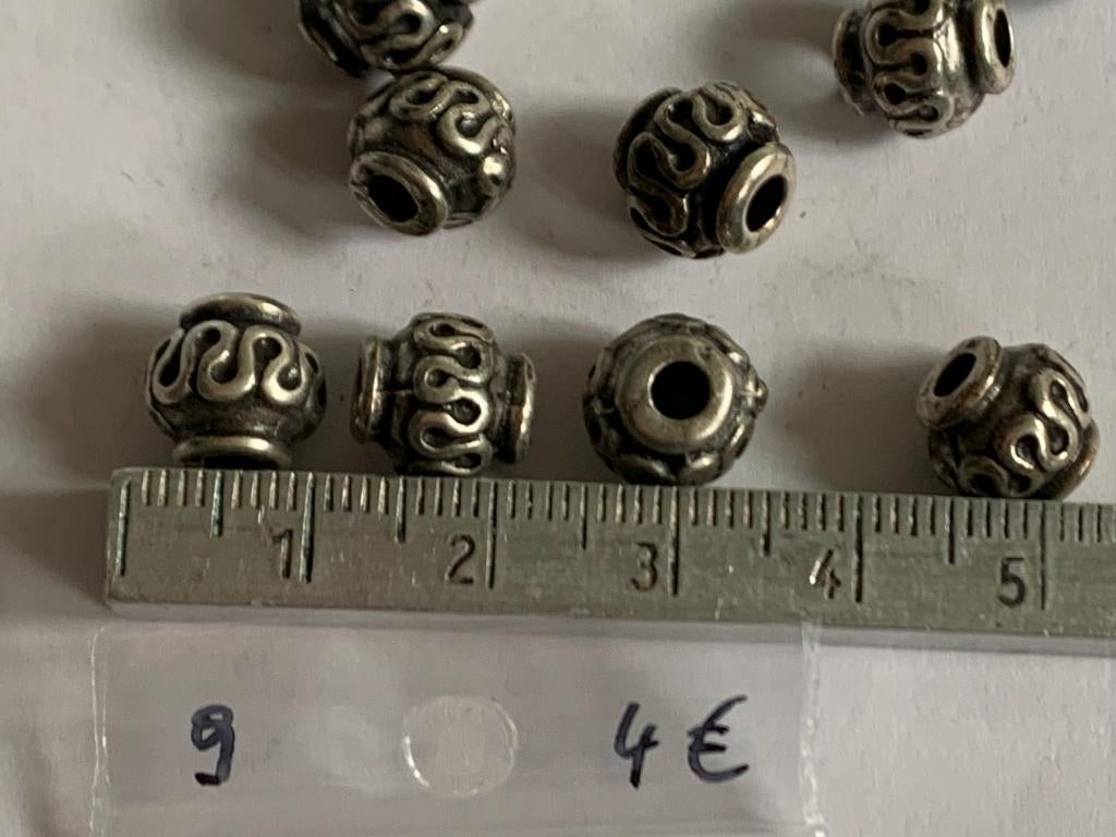 9 metalen kralen, Ophalen of Verzenden, Nieuw, Kraal