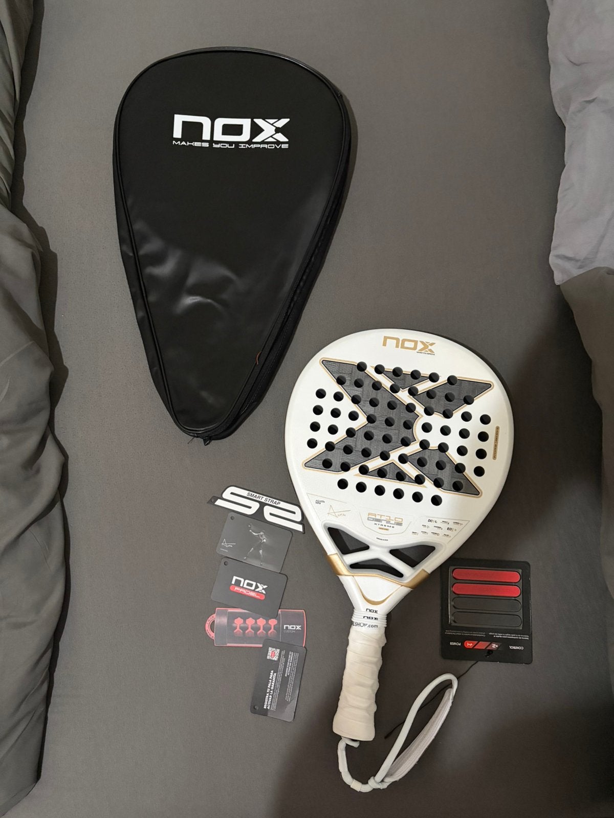 NOX AT10 Luxury Genius 12K 2025 by Agustín Tapia – Nieuw, Enlèvement ou Envoi, Neuf, Raquette de padel