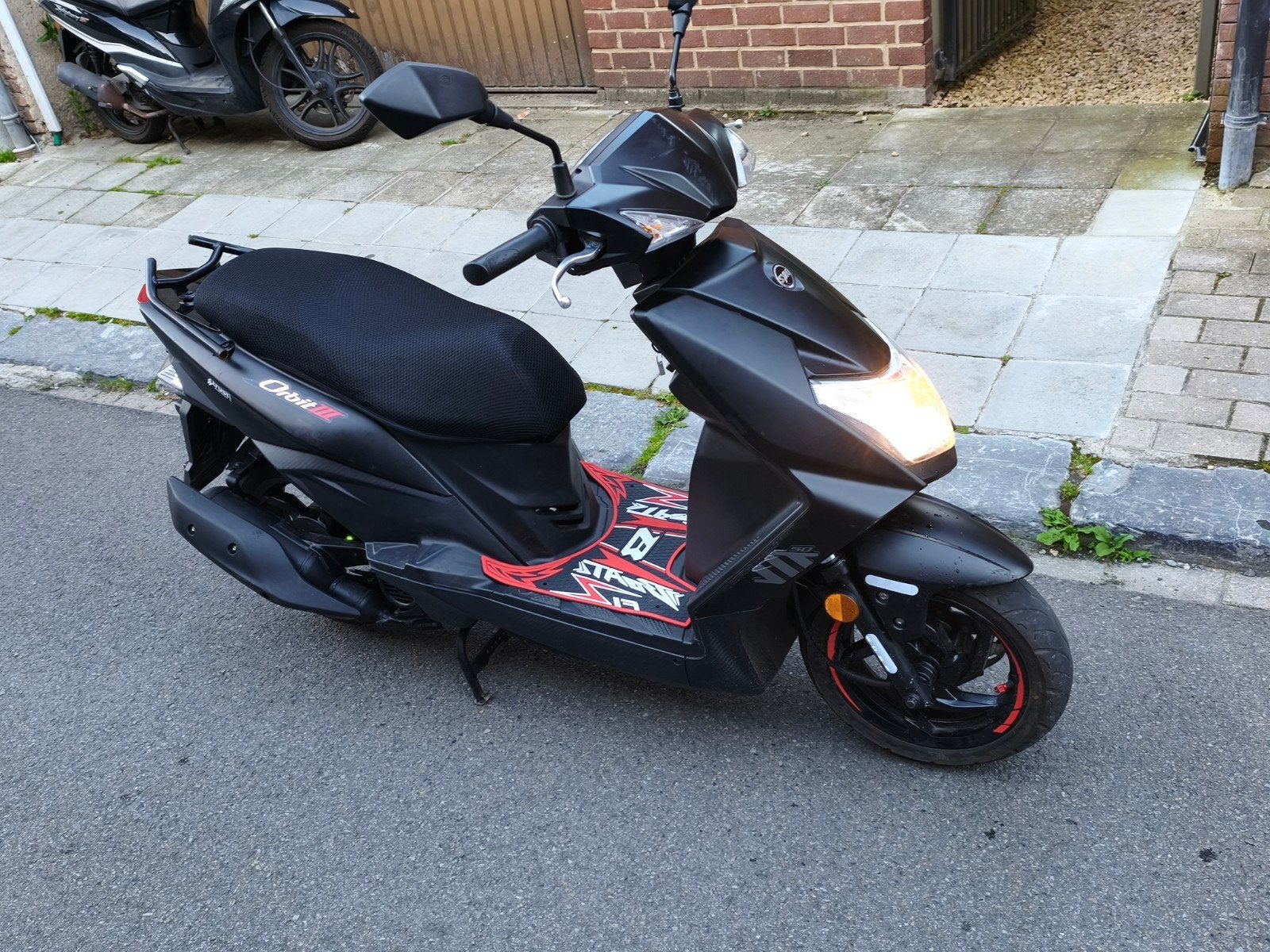 Sym orbit 3, Ophalen, Gebruikt, Elektrisch, Klasse A (25 km/u)