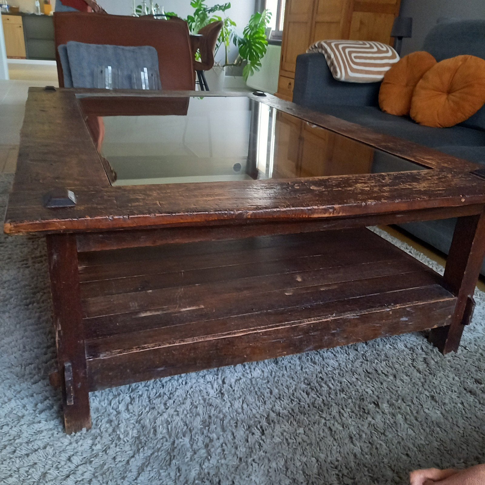 salontafel, Enlèvement