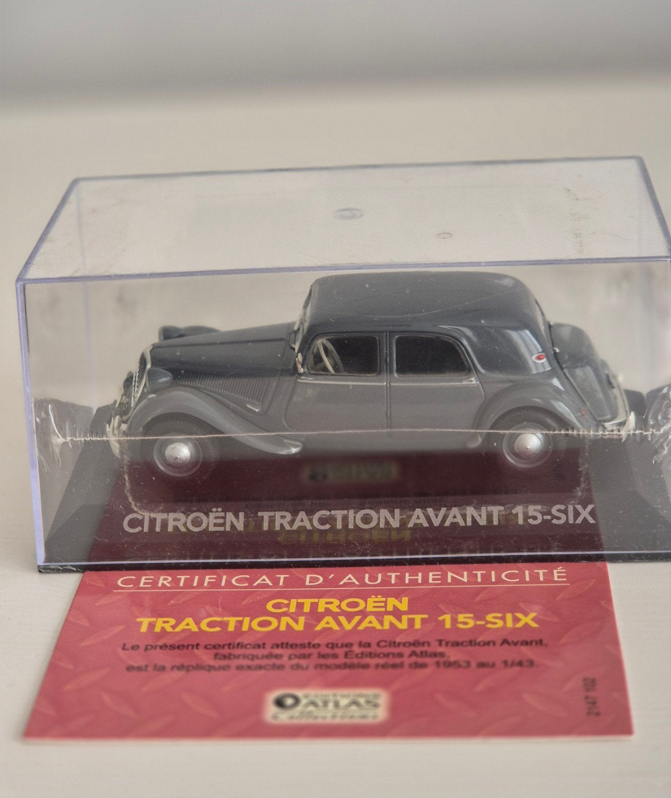 Citroën traction avant 15-six 1953 1/43, Hobby & Loisirs créatifs, Enlèvement ou Envoi