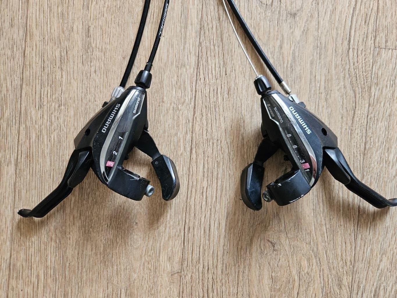 Shimano ST-EF65 3x8 Shifter/Remgreep Set + Deore V-Brakes, Fietsen en Brommers, Fietsonderdelen, Zo goed als nieuw, Remmen, Aluminium
