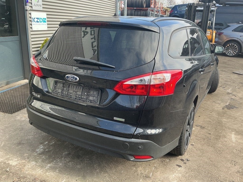 ETRIER DE FREIN ARRIÈRE DROIT Ford Focus 3 Wagon, Autos : Pièces & Accessoires, Henry-Ford-Straße  1
50735  Köln, DE, Ford-Werke GmbH