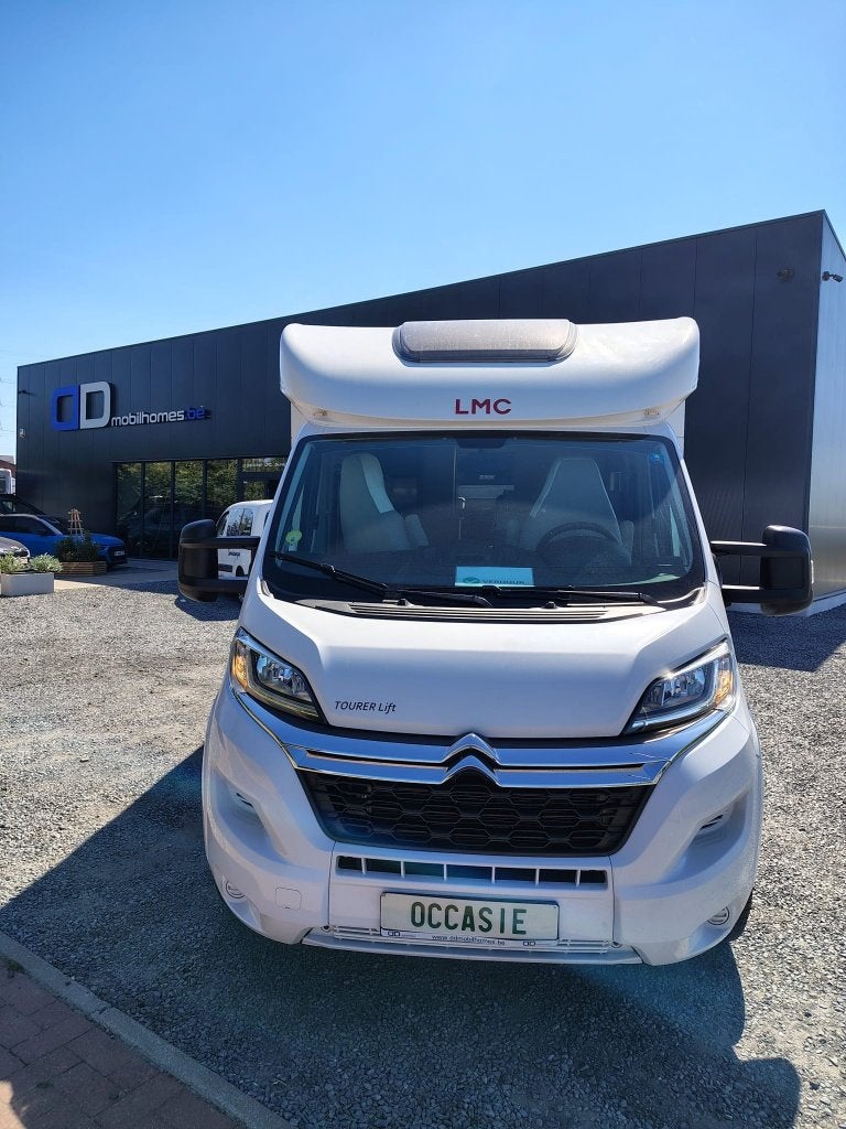 LMC Tourer H730 Lift - 4p - occassie, Boîte manuelle, Diesel, Semi-intégral, 7 à 8 mètres