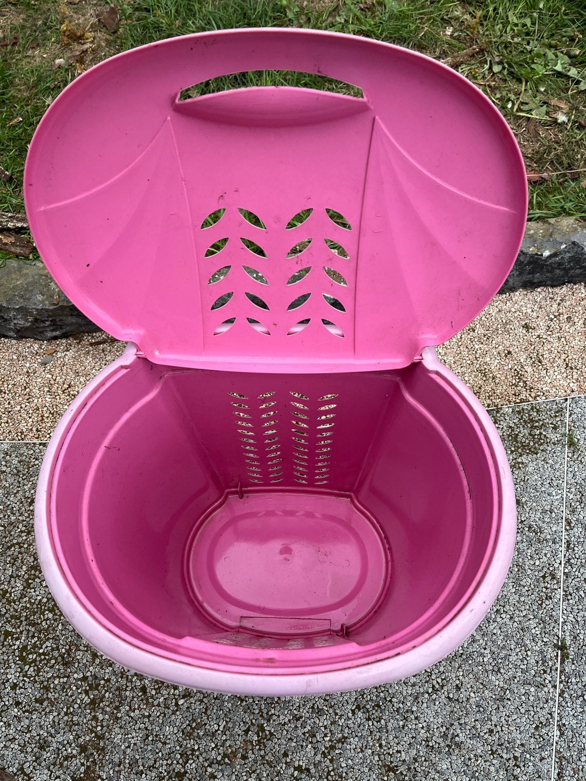 Panier à linge rose, Maison & Meubles, Enlèvement, Comme neuf, Avec couvercle