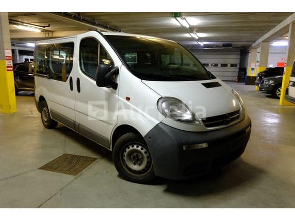 Voiture minibus Opel Vivaro 1.9 CDTI (2005-82.238 km)(VIN:W0, Autos, Achat, Vivaro, Entreprise, Autres carburants