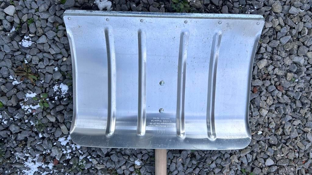 Aluminium sneeuwschep met houten steel, Ophalen, Overige typen