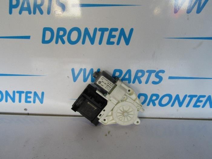 Ruitmechaniek 4Deurs links-voor van een Volkswagen Jetta, Gebruikt, -, Volkswagen, -