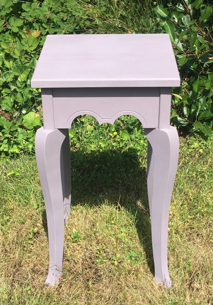 vintage - brocante - lila - taupe - hoog tafeltje, Ophalen, Zo goed als nieuw, Hout