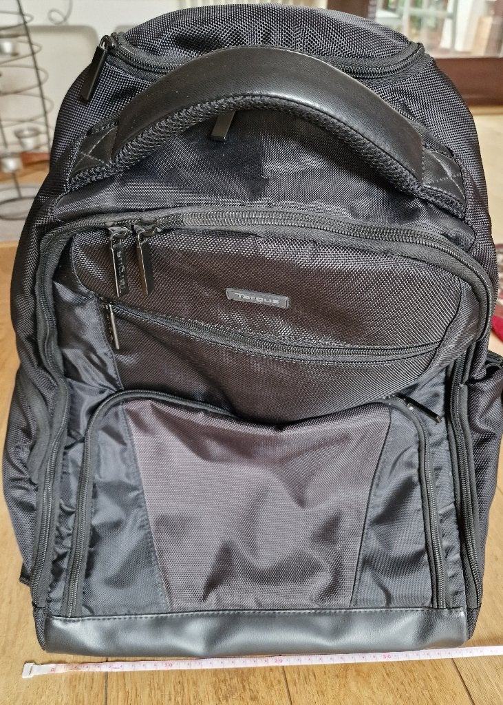 Trolleyrugzak met sleuf voor pc en tablet, Ophalen, Uitschuifbare handgreep, Zwart, Minder dan 40 cm