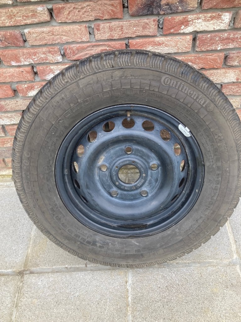 Reservewiel Ford transit camper, Auto-onderdelen, Banden en Velgen, Ophalen, 16 inch, Banden en Velgen, 235 mm