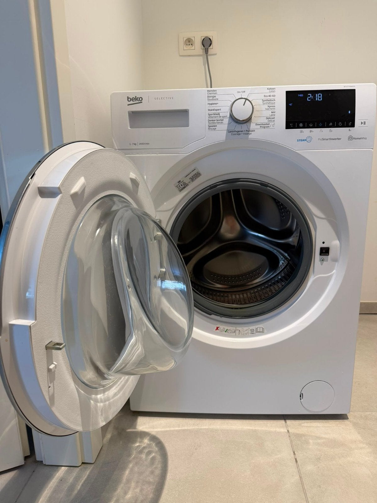 machine a lessiver, Electroménager, 1200 à 1600 tours, 6 à 8 kg, Classe énergétique A ou plus économe, Comme neuf