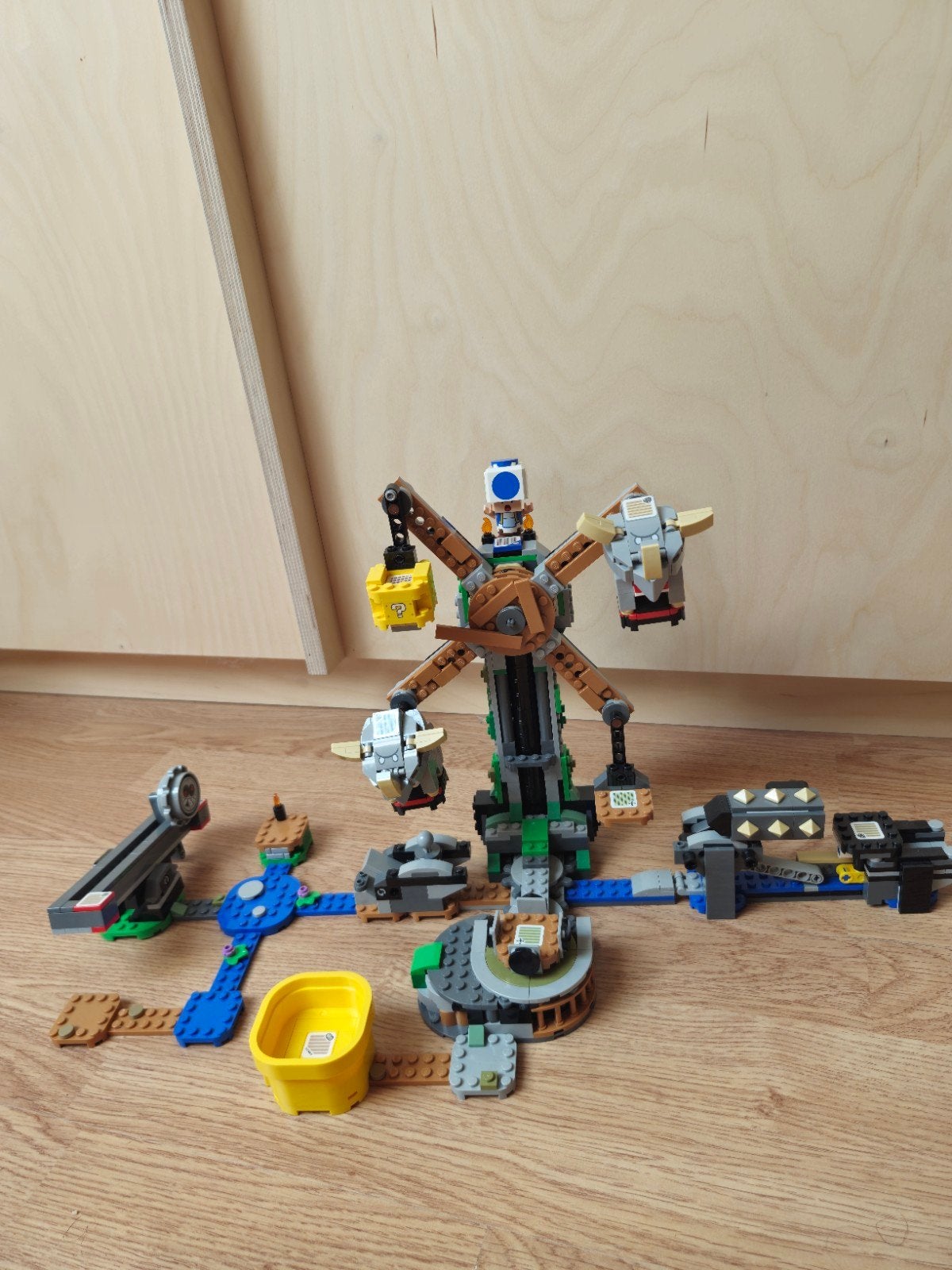 LEGO Super Mario 71390 Ruzie met Reznors Uitbreidingsset., Ophalen of Verzenden, Compleet, Lego