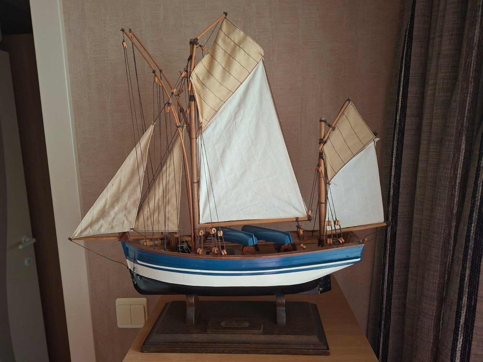 Zeilschip, als decoratie, Ophalen, Zo goed als nieuw, Hout