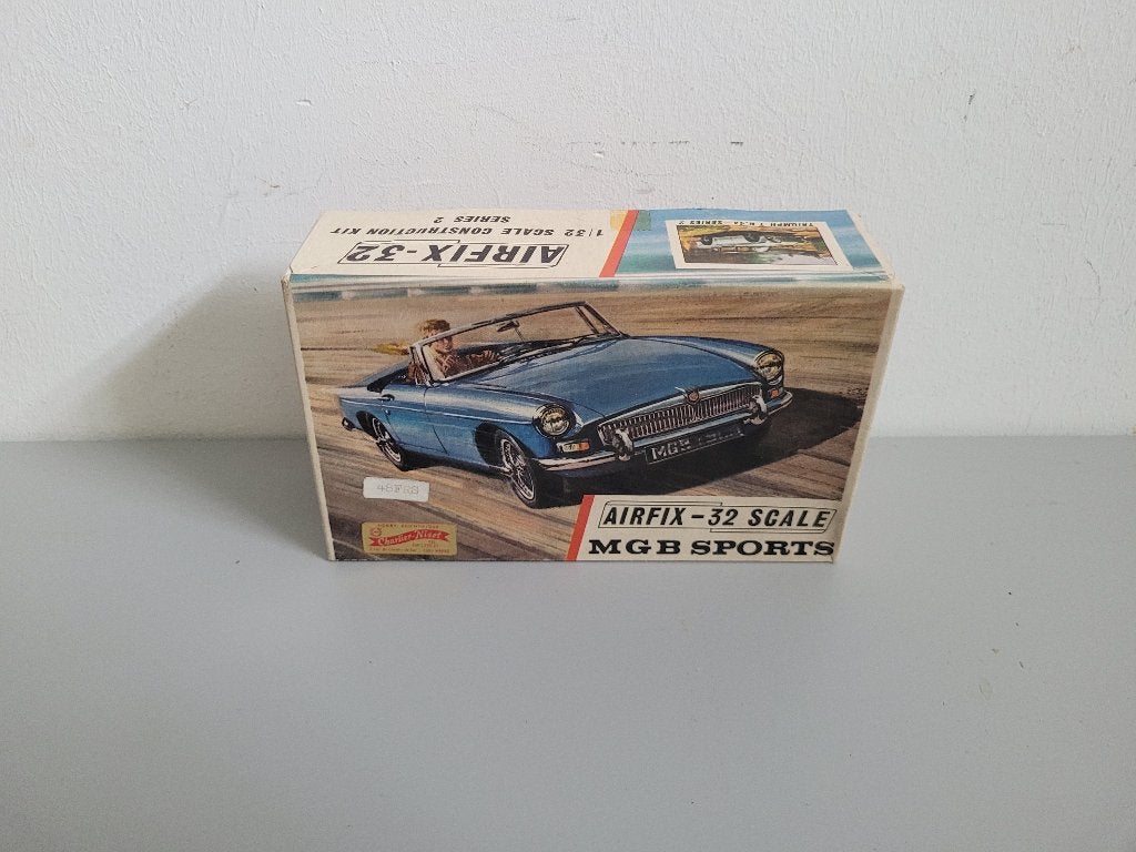 maquette airfix-32 MGB sports, Enlèvement ou Envoi, Voiture, Utilisé, 1:32 à 1:50