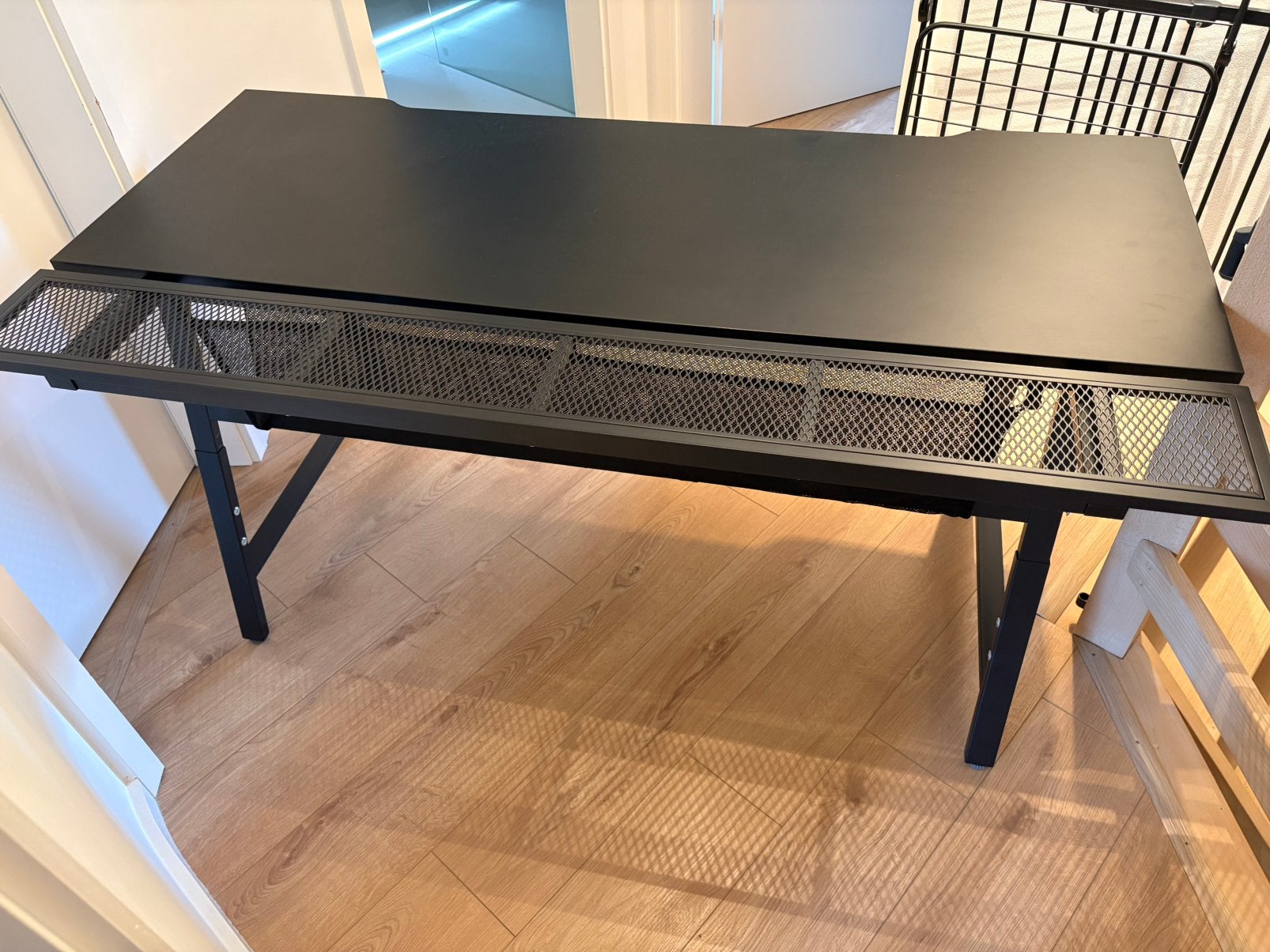 Gamebureau Utespelare Ikea, Huis en Inrichting, Ophalen, Zo goed als nieuw, IKEA