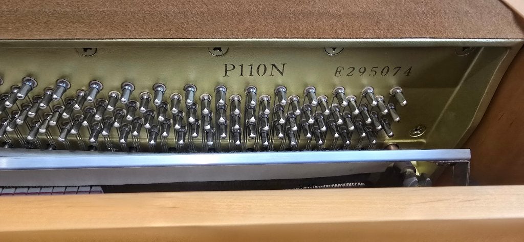 Yamaha P110N E295074, Enlèvement ou Envoi, Utilisé, Brun, Piano