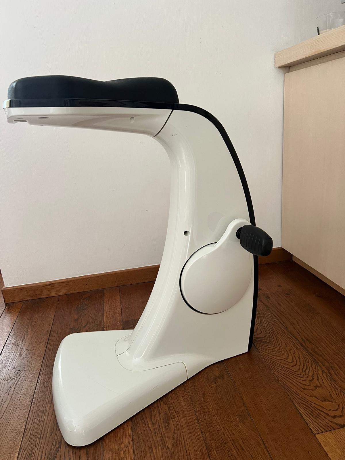 Movement Chair / bureaufiets – zwart/wit, Ophalen, Zo goed als nieuw