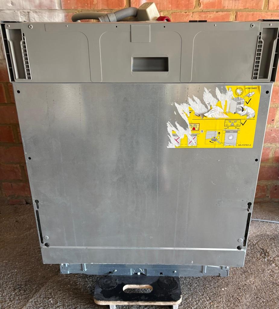 Inbouw vaatwasmachine AEG, Ophalen