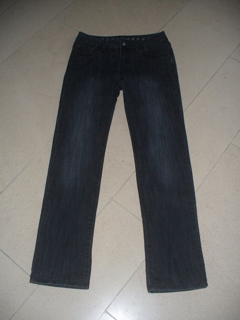 Jeansbroek Street One maat 26, Vêtements | Femmes, Jeans, Street One, Enlèvement ou Envoi, W27 (confection 34) ou plus petit